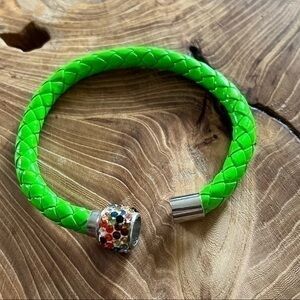 New Green Leather Bracelet Magnetic Bracelet